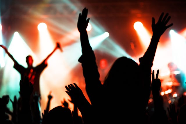 rockový koncert